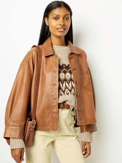 LEDERJACKE MIT KNÖPFEN