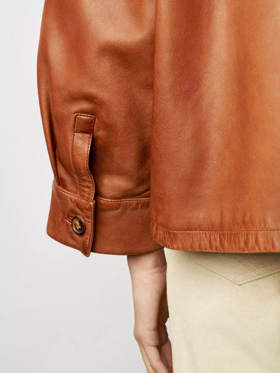 LEDERJACKE MIT KNÖPFEN