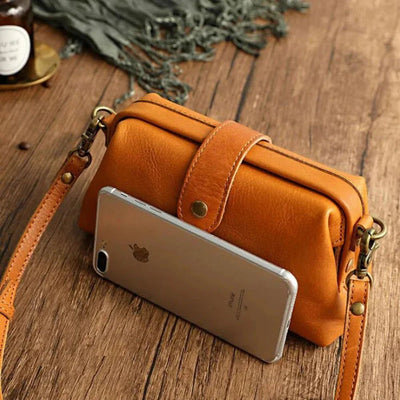 Freja™ | Zeitlose Schultertasche mit Charakter