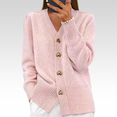 Adele™ | Eleganter Cardigan mit Herzknöpfen